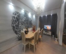 memar ecemide satilan evler Memar Əcəmi m., 9-cu mikrorayon, Binəqədi r.