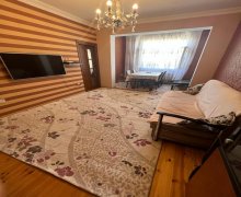 Satılır Köhnə Tikili Memar Əcəmi m., Nəsimi r.