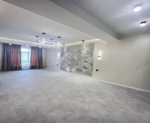 Satılır Yeni Tikili Azadlıq m., Binəqədi r.