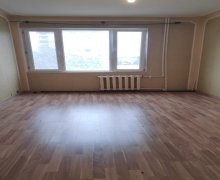 Satılır Köhnə Tikili Azadlıq m., Binəqədi r.