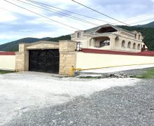 Satılır Həyət evi/villa Qax ş.