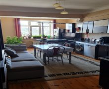 Satılır Yeni Tikili Memar Əcəmi m., 4-cü mikrorayon, Nəsimi r.