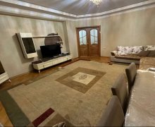 Satılır Yeni Tikili Xalqlar dostluğu m., 8-ci kilometr, Nizami r.