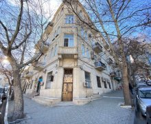 iceri seherde evlerin qiymeti İçərişəhər m., Səbail r.