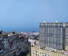 Satılır Köhnə Tikili Əhmədli m., Əhmədli, Xətai r.