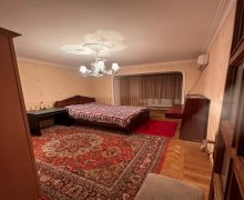 Kirayə (aylıq) Köhnə Tikili Elmlər akademiyası m., Yasamal r.