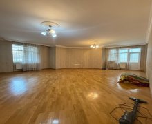 Satılır Yeni Tikili İnşaatçılar m., Yeni Yasamal qəs., Yasamal r.