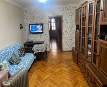 Satılır Köhnə Tikili Elmlər akademiyası m., Yasamal r. Satılır Köhnə Tikili Elmlər akademiyası m., Yasamal r.