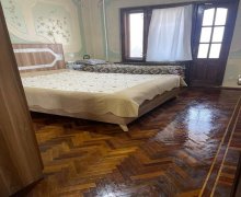 Satılır Köhnə Tikili Azadlıq m., Binəqədi r.