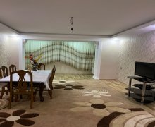 Satılır Yeni Tikili Qaraçuxur qəs., Suraxanı r.