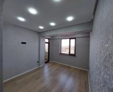 Satılır Yeni Tikili Yeni Günəşli qəs., Suraxanı r.