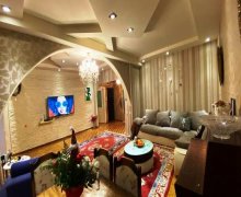 genclikde evlerin qiymeti Gənclik m., 8-ci mikrorayon, Binəqədi r.