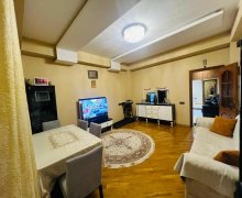 Satılır Yeni Tikili Azadlıq m., 7-ci mikrorayon, Binəqədi r. Satılır Yeni Tikili Azadlıq m., 7-ci mikrorayon, Binəqədi r.