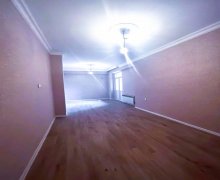 Satılır Yeni Tikili Zabrat qəs., Sabunçu r.