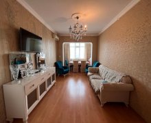 Satılır Köhnə Tikili Suraxanı r.