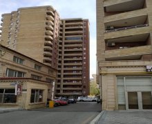 Satılır Yeni Tikili Nizami m., Nəsimi r.