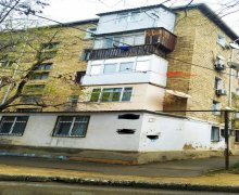 2 otaqli heyet evlerinin satisi sumqayitda Sumqayıt ş.