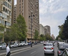 Satılır Obyekt İnşaatçılar m., Yasamal r.