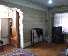 Satılır Köhnə Tikili Azadlıq m., 7-ci mikrorayon, Binəqədi r.