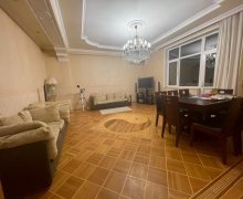 Satılır Yeni Tikili Memar Əcəmi m., 4-cü mikrorayon, Nəsimi r.