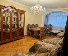 Satılır Köhnə Tikili 6-cı mikrorayon, Binəqədi r.