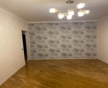 Satılır Köhnə Tikili İnşaatçılar m., Yeni Yasamal qəs., Yasamal r.