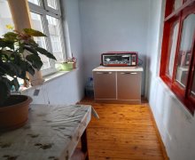 Satılır Köhnə Tikili Azadlıq m., 8-ci mikrorayon, Binəqədi r.