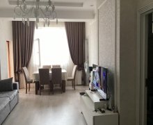 Satılır Yeni Tikili Elmlər akademiyası m., Yasamal qəs., Yasamal r.