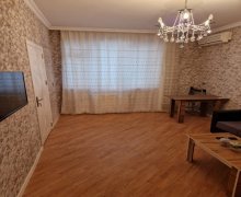 Satılır Köhnə Tikili Memar Əcəmi m., 4-cü mikrorayon, Nəsimi r. Satılır Köhnə Tikili Memar Əcəmi m., 4-cü mikrorayon, Nəsimi r.
