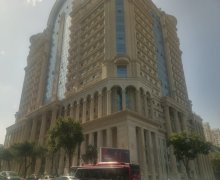 Satılır Yeni Tikili Elmlər akademiyası m., Yasamal r.