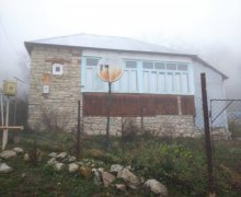 Satılır Həyət evi/villa Quba ş. Satılır Həyət evi/villa Quba ş.