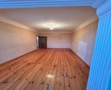 Satılır Köhnə Tikili Əhmədli m., Köhnə Günəşli qəs., Xətai r.