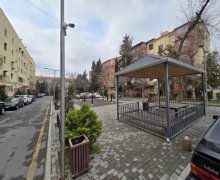 Satılır Köhnə Tikili Qara Qarayev m., Nizami r. Satılır Köhnə Tikili Qara Qarayev m., Nizami r.