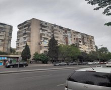 Satılır Köhnə Tikili 9-cu mikrorayon, Binəqədi r.