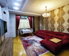 Kirayə (aylıq) Köhnə Tikili Qara Qarayev m., Nizami r. Kirayə (aylıq) Köhnə Tikili Qara Qarayev m., Nizami r.