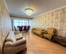 Satılır Köhnə Tikili İnşaatçılar m., Yasamal r. Satılır Köhnə Tikili İnşaatçılar m., Yasamal r.