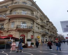 Satılır Köhnə Tikili Sahil m., Səbail r.