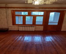 Satılır Köhnə Tikili Xalqlar dostluğu m., 8-ci kilometr, Nizami r.