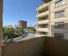 Satılır Köhnə Tikili Memar Əcəmi m., Nəsimi r.