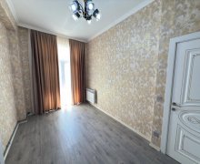 Satılır Yeni Tikili Yeni Günəşli qəs., Suraxanı r.