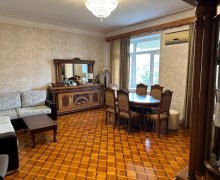 Satılır Köhnə Tikili Nizami m., Nəsimi r.