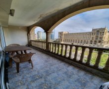 Satılır Köhnə Tikili Sahil m., Səbail r.