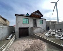 Satılır Həyət evi/villa Abşeron r. Satılır Həyət evi/villa Abşeron r.