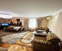 Satılır Köhnə Tikili Memar Əcəmi m., Nəsimi r.