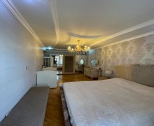 Satılır Yeni Tikili İnşaatçılar m., Yeni Yasamal qəs., Yasamal r.