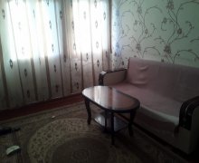 Satılır Köhnə Tikili Qaraçuxur qəs., Suraxanı r.