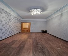 Satılır Köhnə Tikili Astara ş.