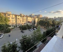 Satılır Köhnə Tikili Neftçilər m., Bakıxanov qəs., Sabunçu r.