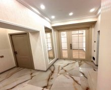 Satılır Yeni Tikili Qara Qarayev m., 8-ci kilometr, Nizami r.