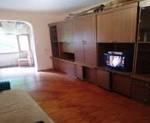 Satılır Köhnə Tikili Memar Əcəmi m., 4-cü mikrorayon, Nəsimi r.